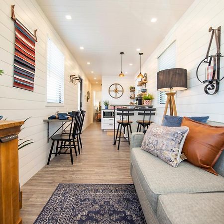 La Casita-Shipping Container House Near Magnolia/Baylor Bellmead Exterior photo